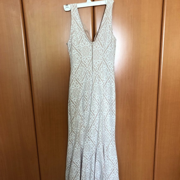 NEW Long white lace dress - Picture 3 of 3